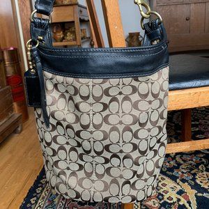 COACH Bleecker Bucket Signature Black Leather